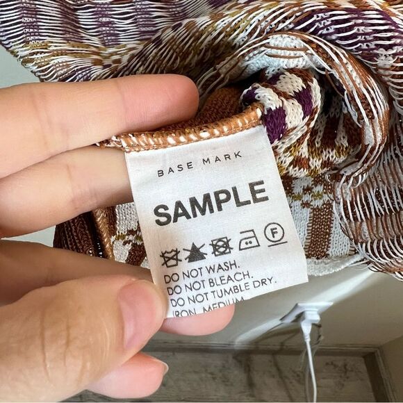 ✨ Base Mark Women’s Brown Purple Knit Tank Top Small Japan - Picture 7 of 11